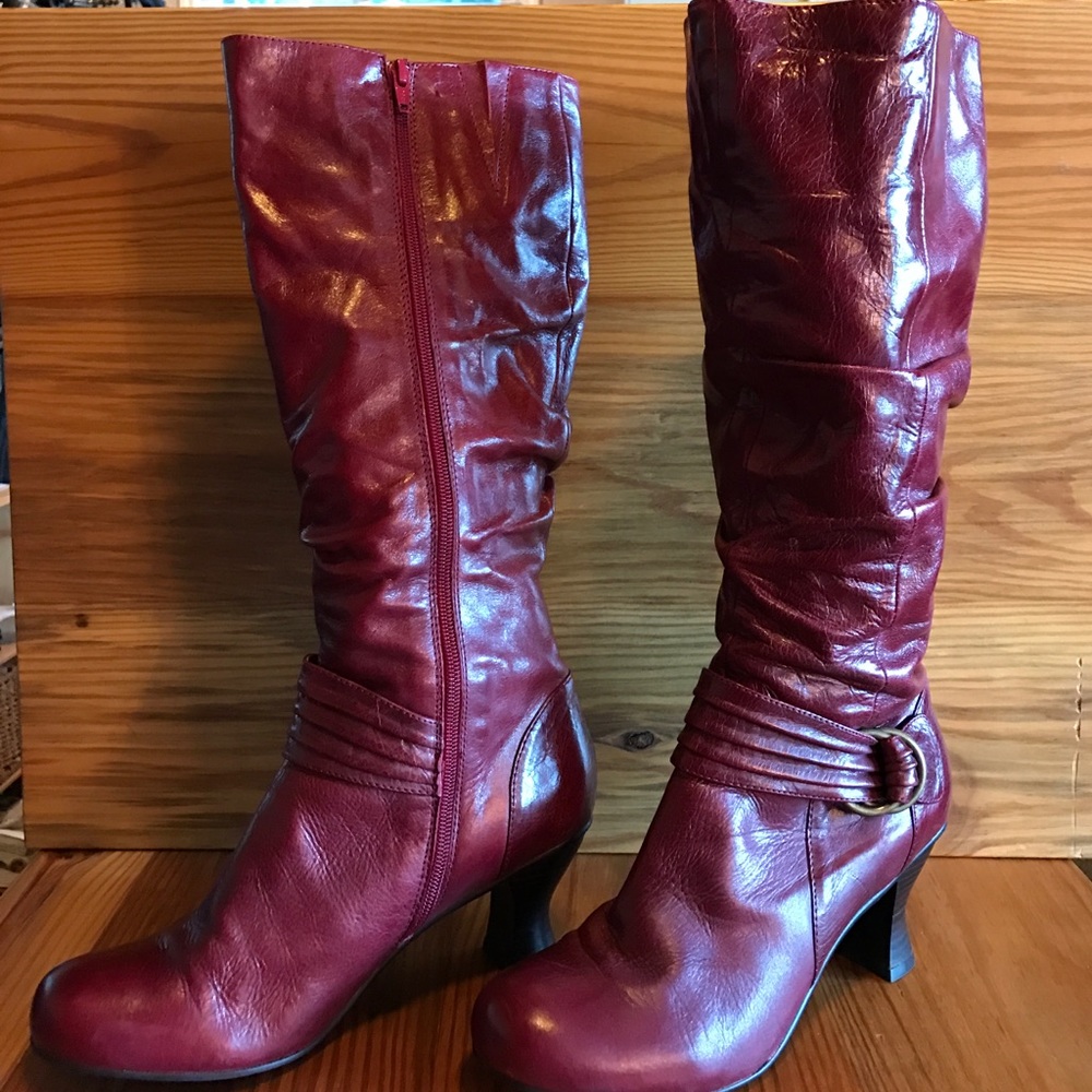 🔘 EUC - Miz Mooz red Audrey Boot - size 8